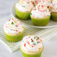 gluten free vegan vanilla cupcakes