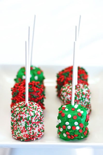 Dairy Free Holiday Marshmallow Pops. Festive and fun!