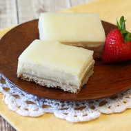 gluten free vegan lemon cheesecake bars