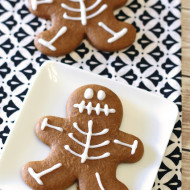 gluten free vegan gingerbread skeleton cookies