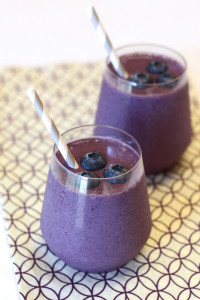 gluten free vegan blueberry muffin smoothie