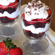 gluten free vegan berry brownie parfaits