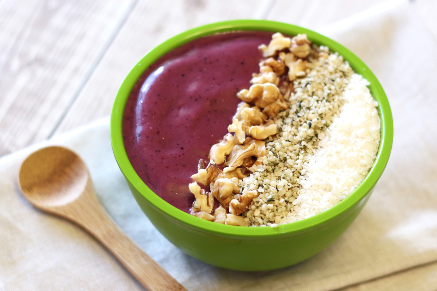 Dairy Free Acai Berry Smoothie Bowl. Comes together in no time and topped with your favorite toppings!