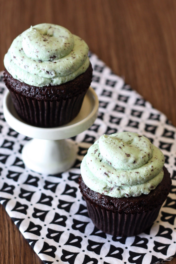 gluten free vegan mint chocolate chip cupcakes2