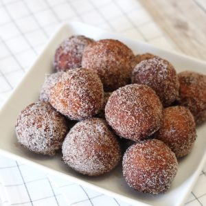 Gluten Free Vegan Cinnamon Sugar Donut Holes. Holy yum! Allergen free and delicious. Recipe found at Sarah Bakes Gluten Free.