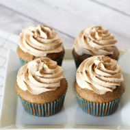 gluten free vegan dirty chai cupcakes