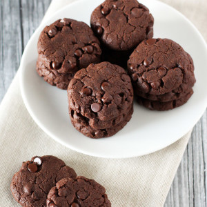 Gluten free vegan mini double chocolate cookies. So tiny and so delicious!