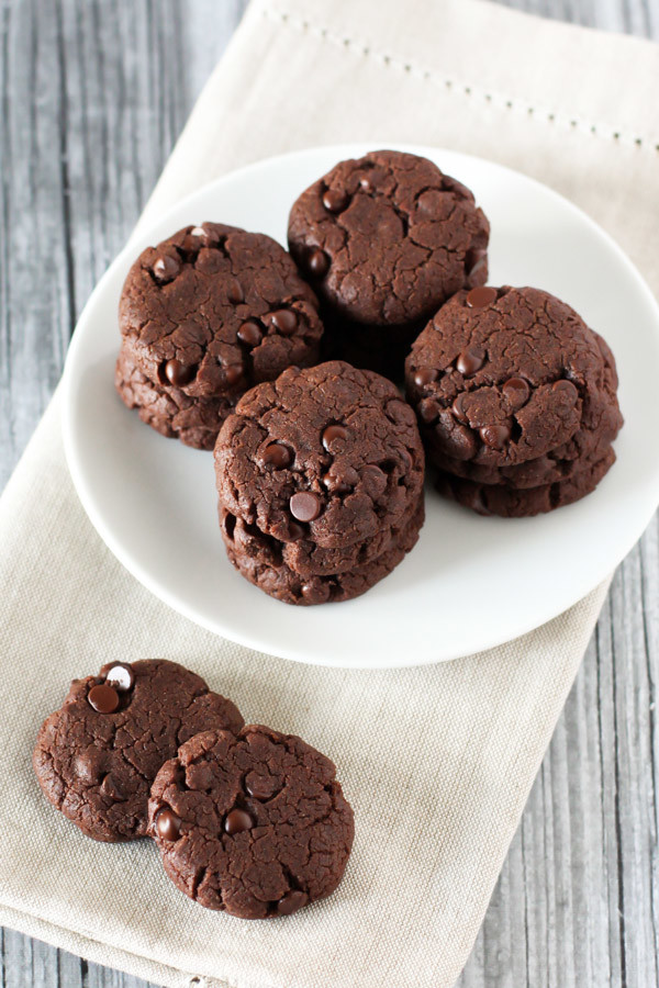 gluten free vegan mini double chocolate cookies. decadent, tiny and you can't eat just one!