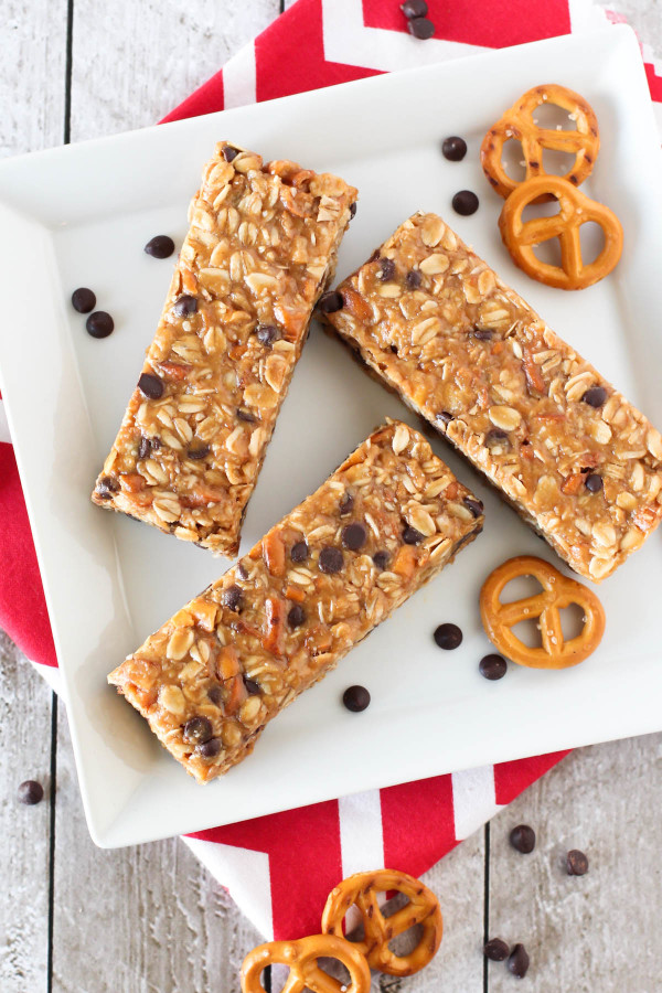 Gluten Free Peanut Butter Pretzel Granola Bars. Homemade granola bars always taste better, especially when pretzels, peanut butter and chocolate is involved!