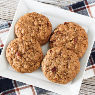 gluten free vegan maple pecan oatmeal cookies