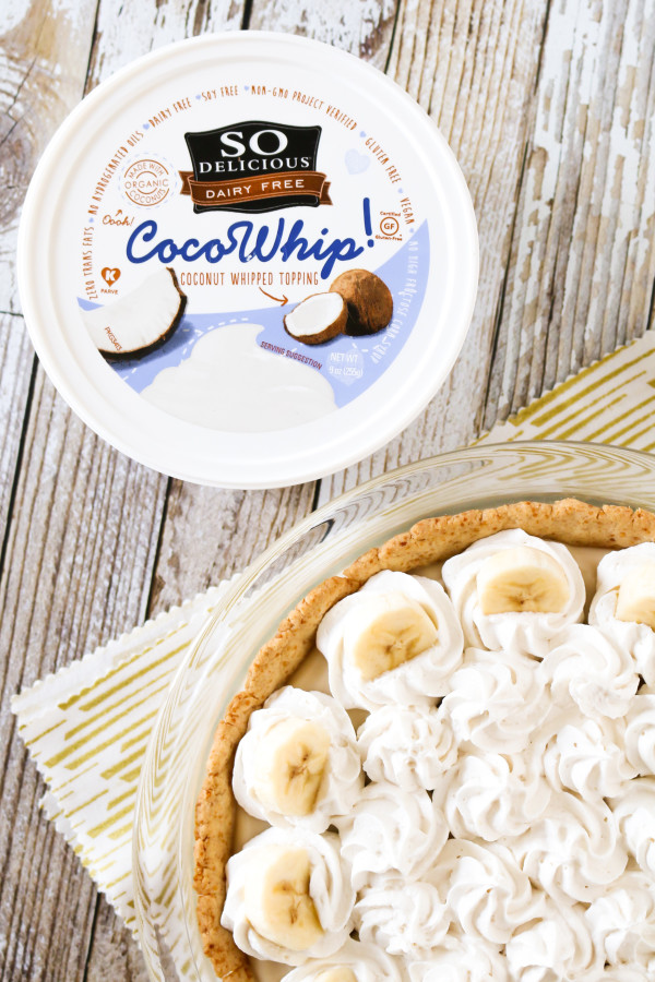 Gluten Free Vegan Banana Cream Pie. Layers of dairy free vanilla pudding with slices of bananas, topped with creamy So Delicious Cocowhip!