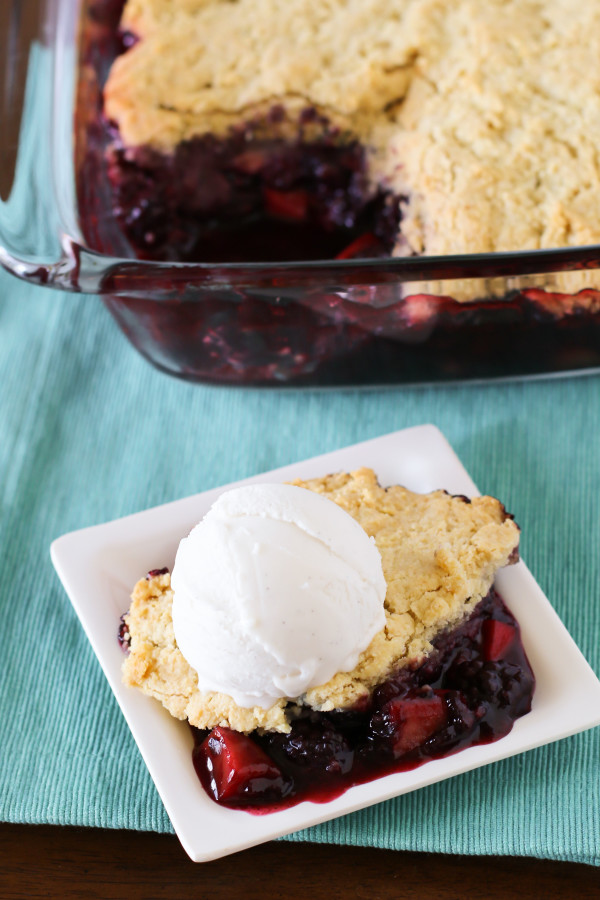 Gluten Free Vegan Blackberry Apple Cobbler. Fresh blackberries and sweet apples, with a flaky biscuit topping. Topped with So Delicious coconut milk ice cream!