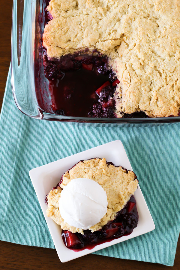 Gluten Free Vegan Blackberry Apple Cobbler. Fresh blackberries and sweet apples, with a flaky biscuit topping. A summertime must!