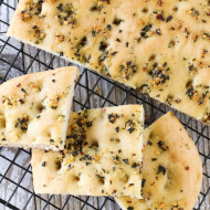 gluten free vegan garlic herb focaccia bread