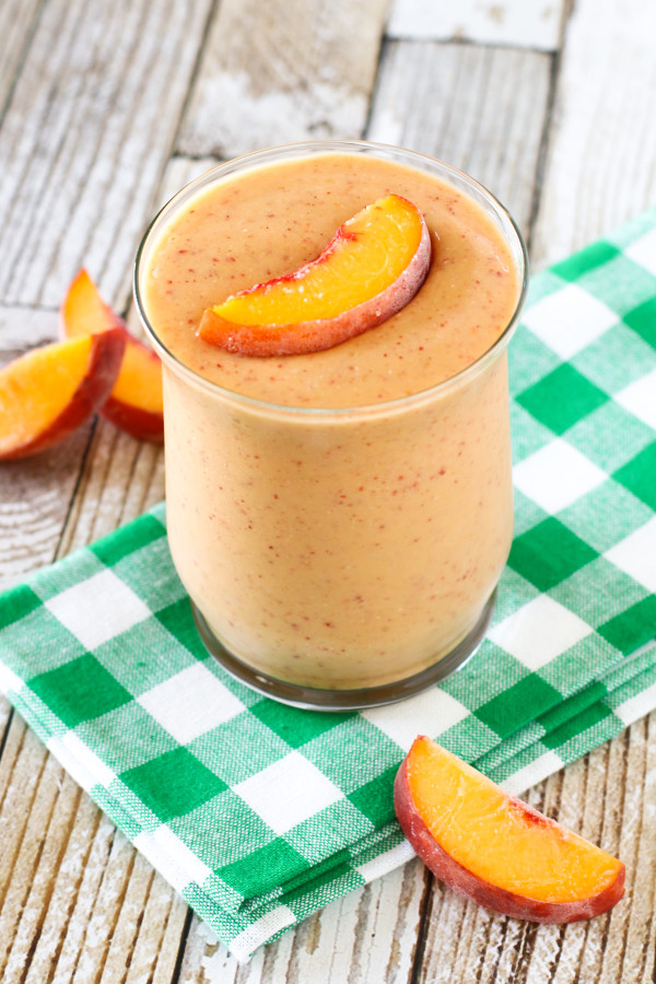 Gluten Free Vegan Peach Cobbler Smoothie. A splendid, creamy morning treat!