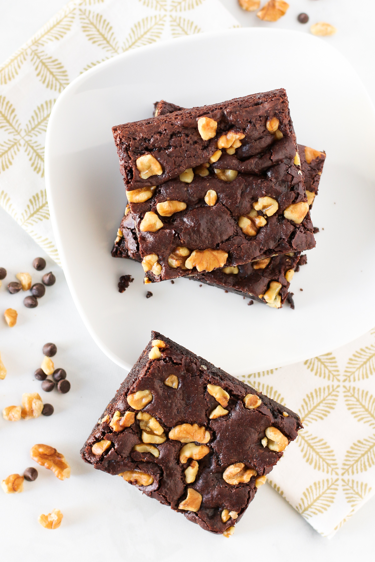 Gluten Free Vegan Walnut Brownies. Fudgy, chewy brownies, loaded with crunchy walnuts. My kind of brownie!