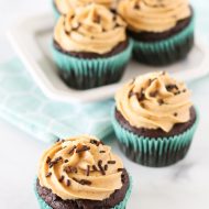 gluten free vegan chocolate peanut butter cupcakes