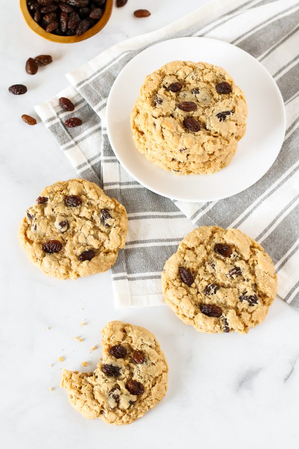 Gluten Free Vegan Oatmeal Raisin Cookies. Chewy oatmeal cookies, with a touch of cinnamon and the perfect amount of sweet raisins.