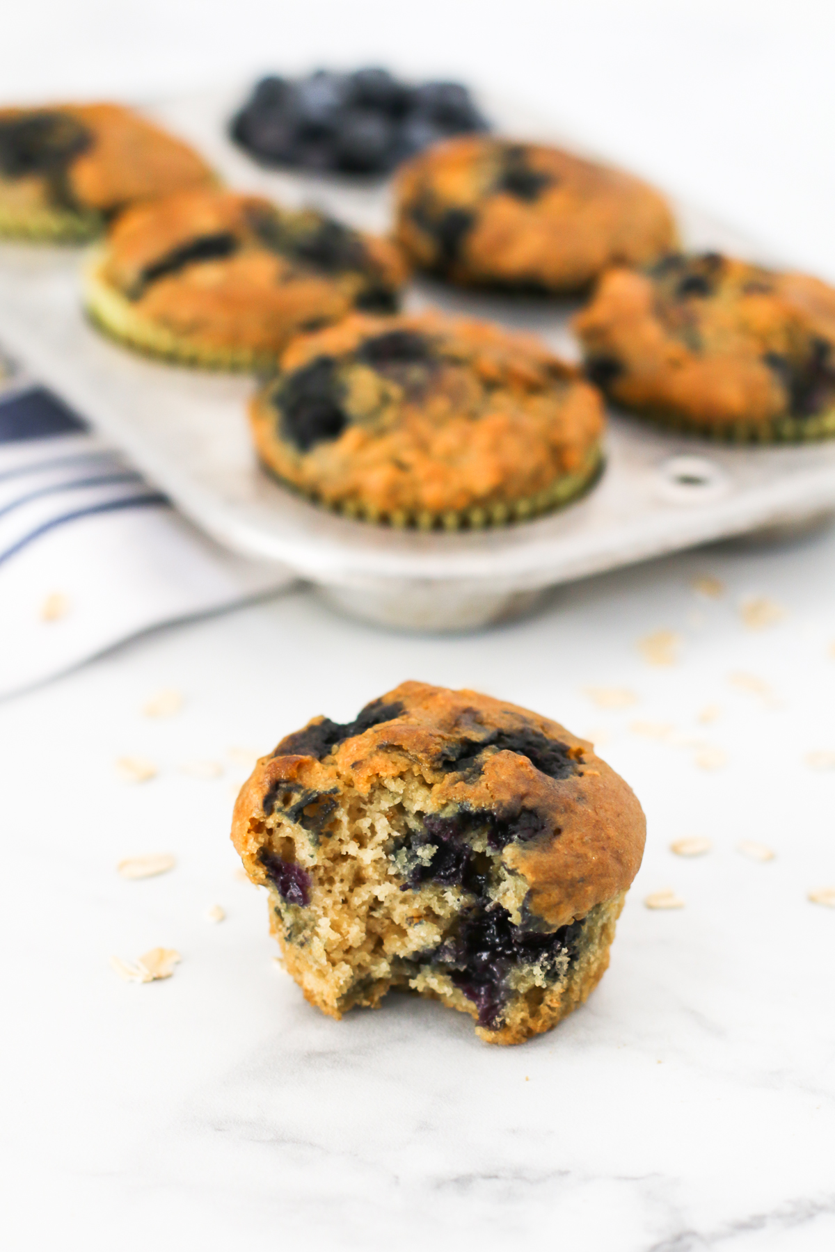 Gluten Free Vegan Blueberry Oatmeal Muffins. Hearty oatmeal muffins, bursting with sweet blueberries. Quite the morning treat!