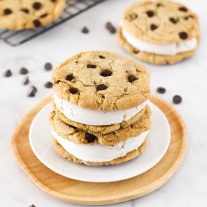 Gluten Free Vegan Chocolate Chip Cookie Ice Cream Sandwiches. Creamy vanilla ice cream, sandwiched between two chocolate chip cookies. What could be better?